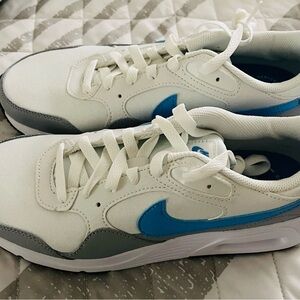 Nike Air Max Sneakers